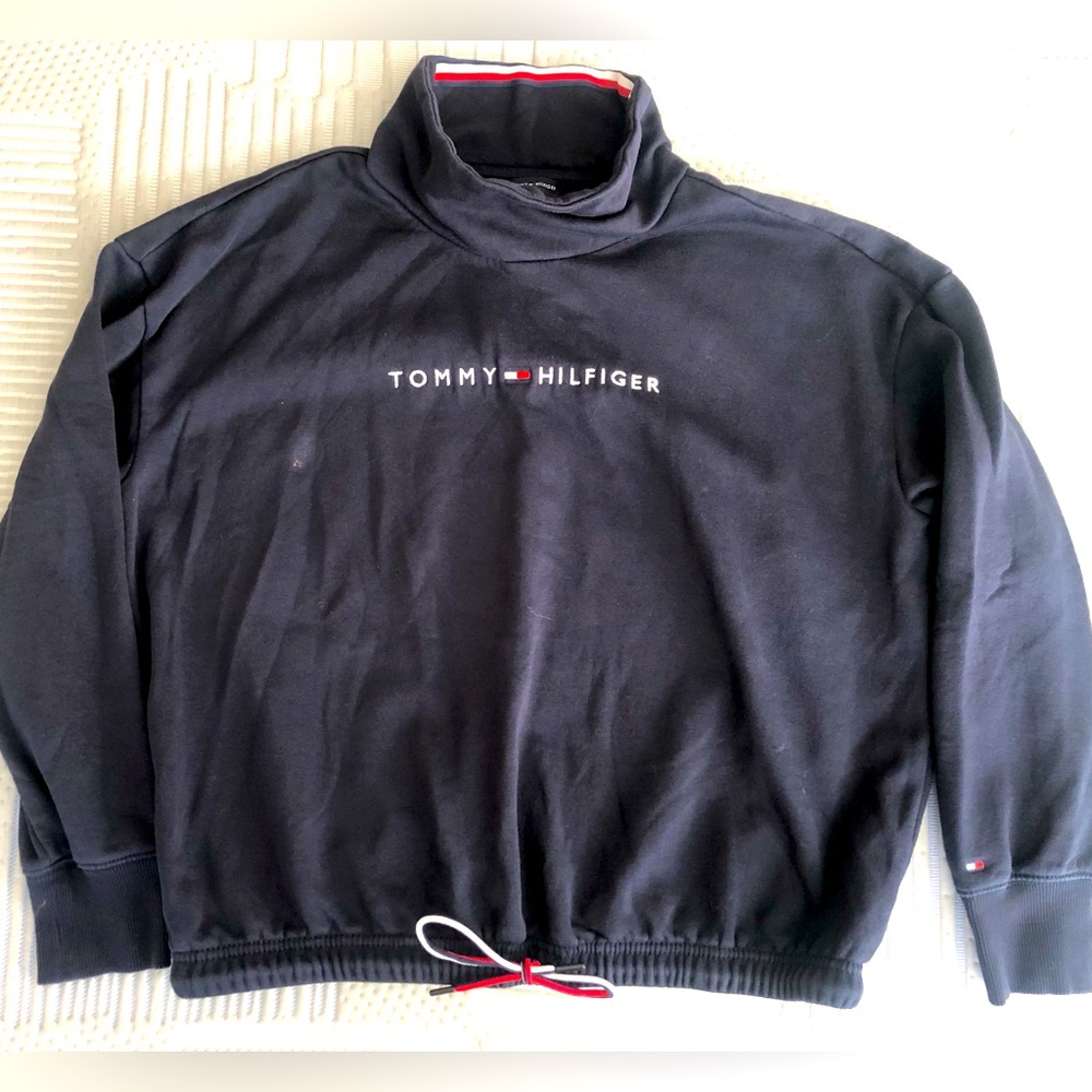 Tommy Hilfiger navy sweater with red detailing and elastic waistband, size M